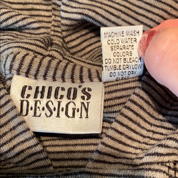 Chico’s Design Gray and Black Striped Casual Hooded Jacket - Picture 14 of 15